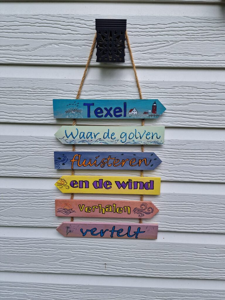 Eigengemaakte bordjes met mooi gedicht