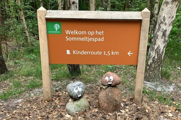 Bord aan het begin van het Sommeltjespad